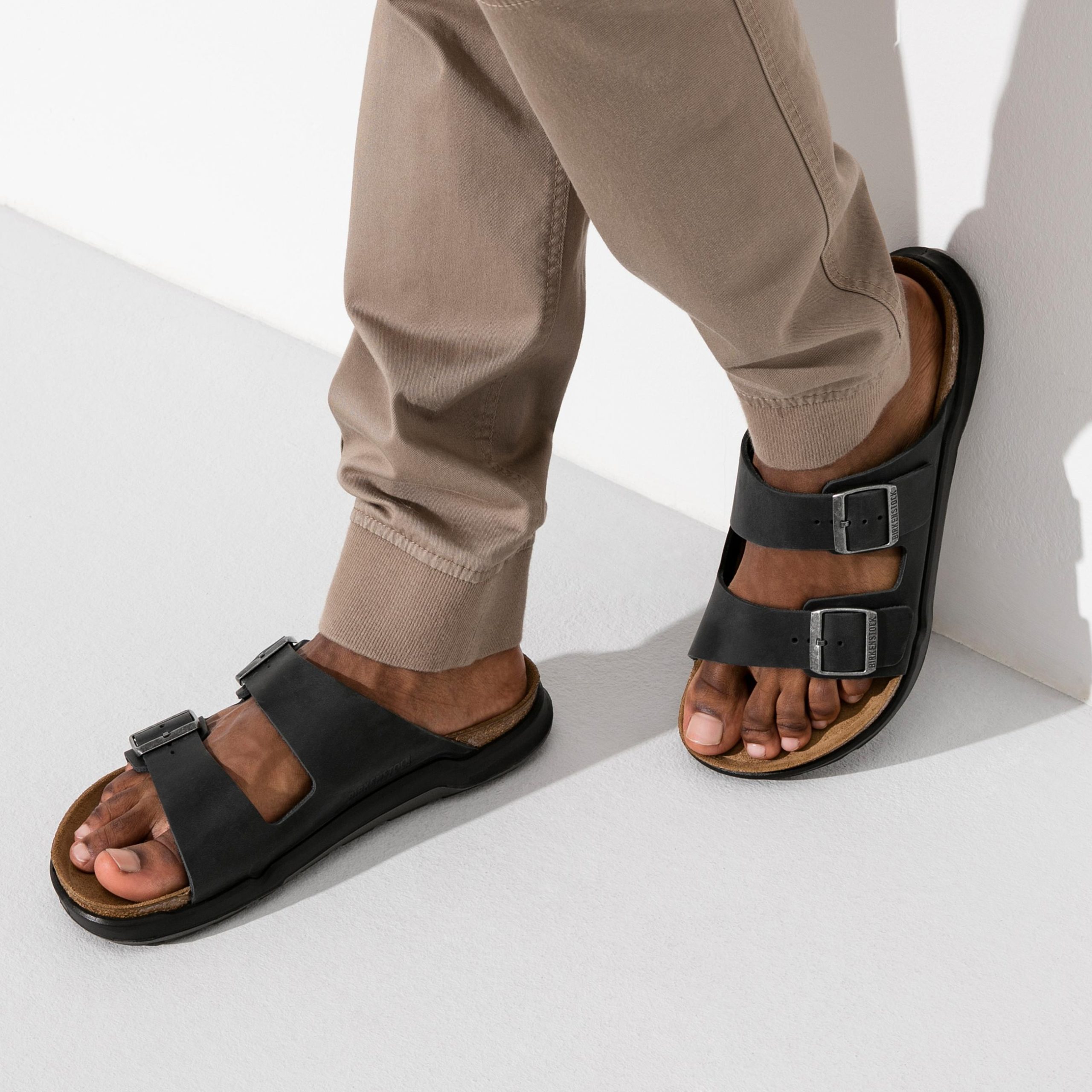 Arizona Cross Town Arctic Black Waxy Leather - Image 6