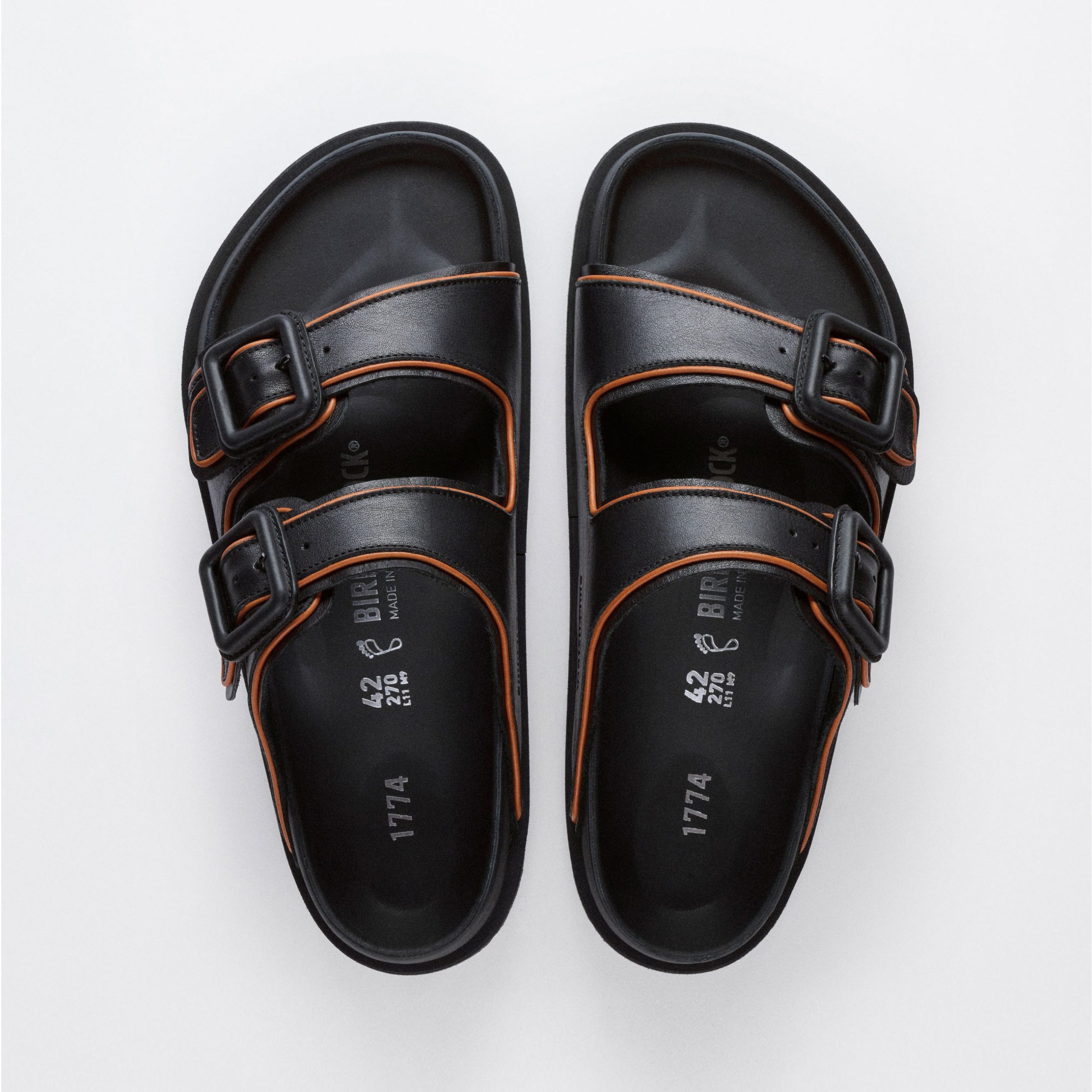 Arizona Leather Buckle Exquisite Black Nappa Leather