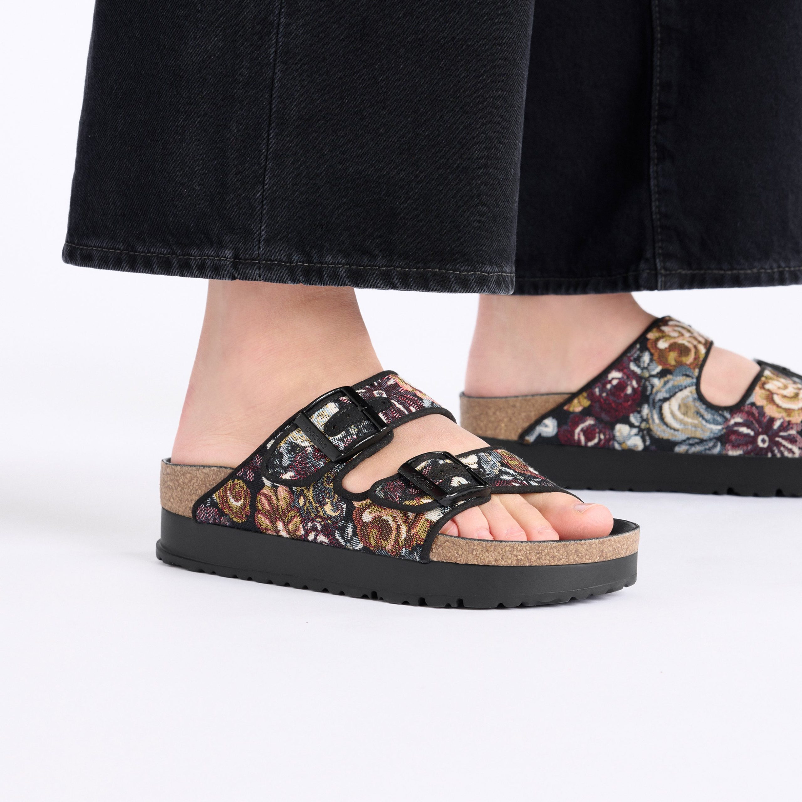 Arizona Platform Brocade Black Microfibre - Image 5