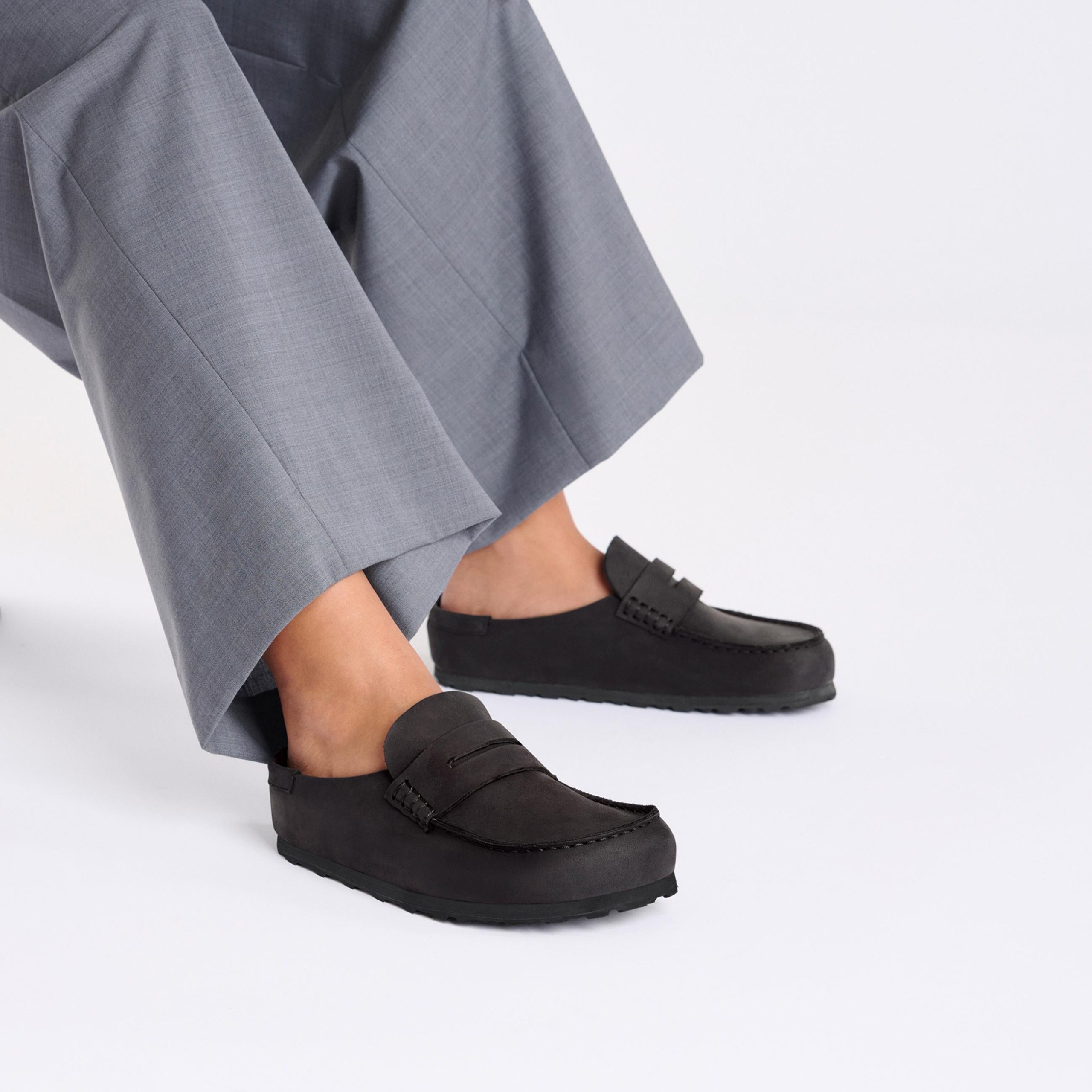 Naples Wrapped Black Oiled Leather - Image 5