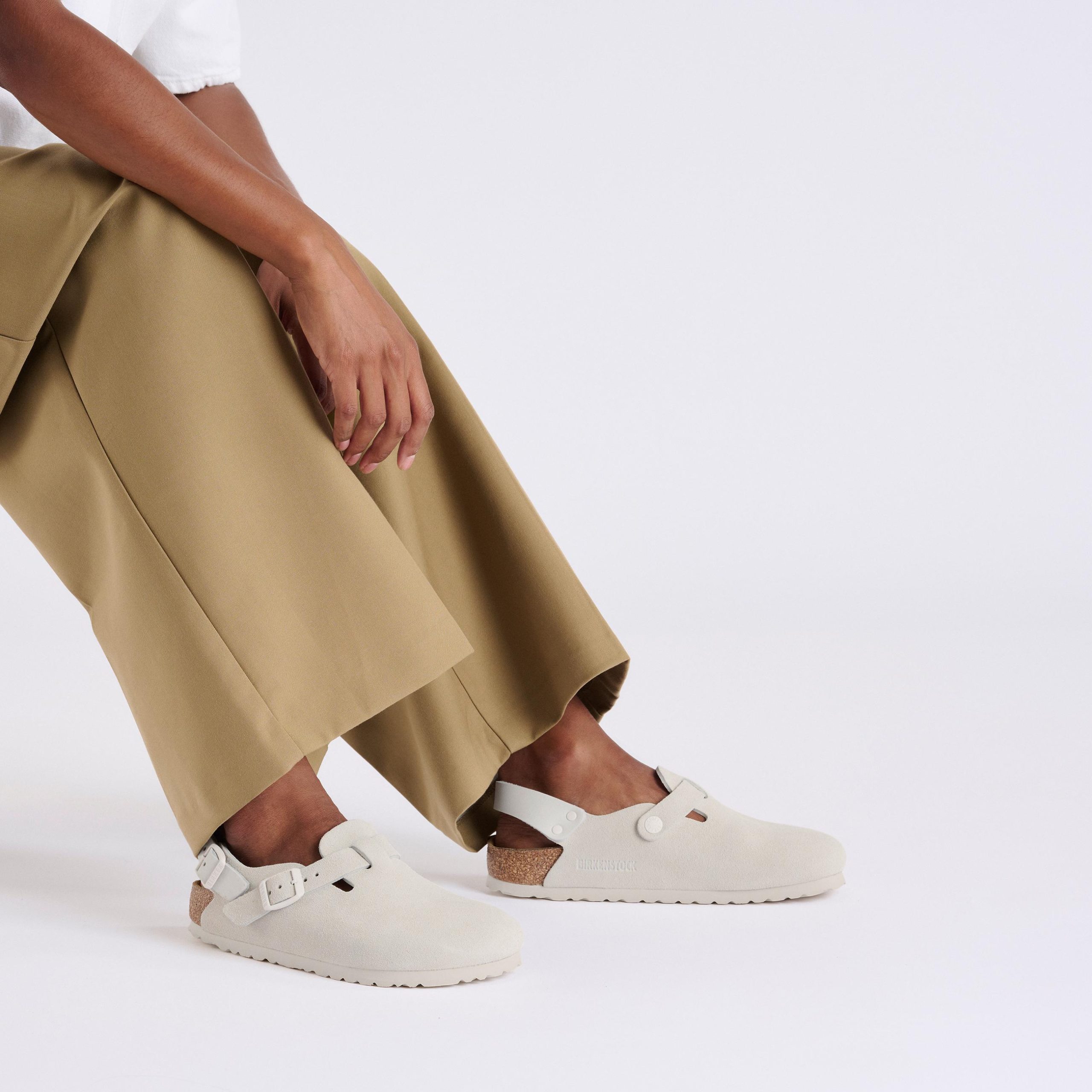 Tokio Antique White Suede Leather - Image 4